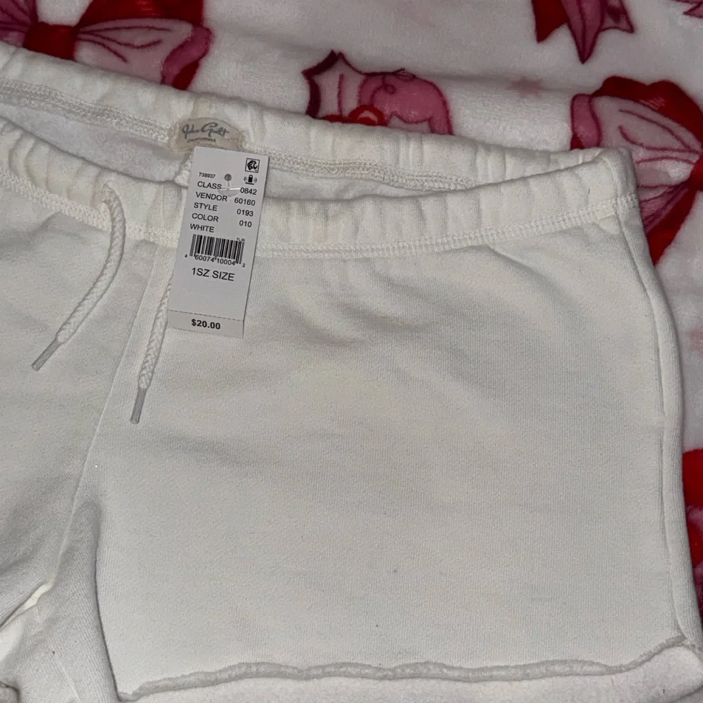 PAC Sun Brandy Melville White Shorts One Size - Picture 5 of 8